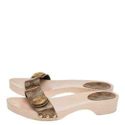 مملوكة مسبقًا Gucci Brown/Beige GG Coated Canvas Hysteria Wooden Slide Sandals Size 39.5