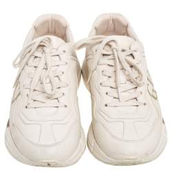 مملوكة مسبقًا حذاء رياضي غوتشي ريتون غوتشي جلد كريمي مزين شعار الماركة مثاس 40.5