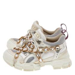 مملوكة مسبقًا Gucci White Leather And Mesh Flashtrek Embellished Low To Sneakers Size 39