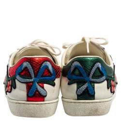 مملوكة مسبقًا حذاء رياضي غوتشي منخفض من أعلى أيس مطرز زهور جلد أبيض مقاس 37