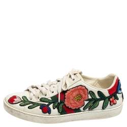 مملوكة مسبقًا حذاء رياضي غوتشي منخفض من أعلى أيس مطرز زهور جلد أبيض مقاس 37
