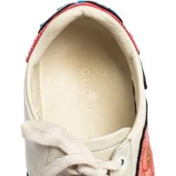 مملوكة مسبقًا حذاء رياضي غوتشي منخفض من أعلى أيس مطرز زهور جلد أبيض مقاس 37