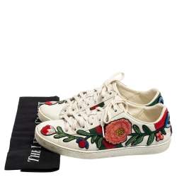 مملوكة مسبقًا حذاء رياضي غوتشي منخفض من أعلى أيس مطرز زهور جلد أبيض مقاس 37