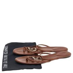 مملوكة مسبقًا صندل فلات إصبع غوتشي جلد جي جي بيج مقاس 40