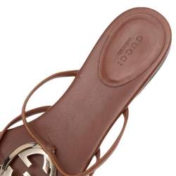 مملوكة مسبقًا صندل فلات إصبع غوتشي جلد جي جي بيج مقاس 40