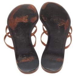 مملوكة مسبقًا صندل فلات إصبع غوتشي جلد جي جي بيج مقاس 40