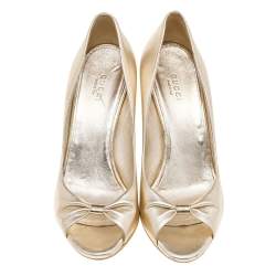 Pre Owned Gucci Metallic Gold Leather Cyprus Cork Wedge Open Toe Pumps Size 37.5