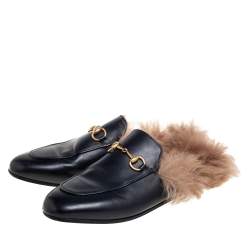 مملوكة مسبقًا حذاء سلايد غوتشي برينستون فرو وجلد أسود مقاس 37.5