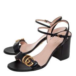 مملوكة مسبقًا Gucci Black Leather GG Marmont Ankle Strap Sandals Size 38