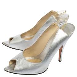 Gucci Silver Leather Open Toe Sandals Size 38.5