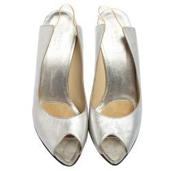 Gucci Silver Leather Open Toe Sandals Size 38.5