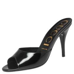 مملوكة مسبقًا Gucci Black Patent Leather Slide Sandals Size 38
