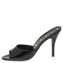مملوكة مسبقًا Gucci Black Patent Leather Slide Sandals Size 38