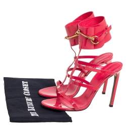 مملوكة مسبقًا صندل غوتشي يورسولا هورسبيت جلد وردي لامع بحزام كاحل مقاس 41