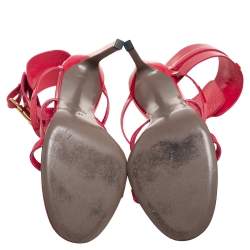 مملوكة مسبقًا صندل غوتشي يورسولا هورسبيت جلد وردي لامع بحزام كاحل مقاس 41