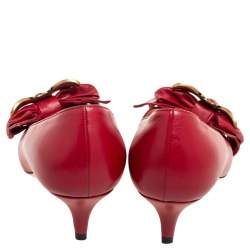 مملوكة مسبقًا حذاء كعب عالى غوتشي مقدمة مدببة فيونكة كوين مارغريت جلد أحمر مقاس 38.5