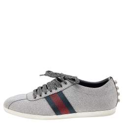 مملوكة مسبقًا حذاء رياضي غوتشي بامبي غليتر فضي ميتاليك مزين ويب مرصع منخفض من أعلى مقاس 38