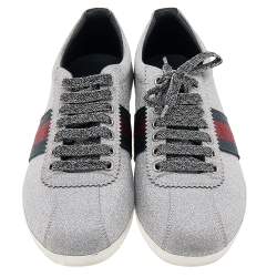 مملوكة مسبقًا حذاء رياضي غوتشي بامبي غليتر فضي ميتاليك مزين ويب مرصع منخفض من أعلى مقاس 38