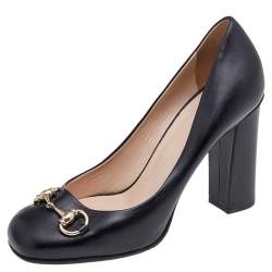 مملوكة مسبقًا Gucci Black Leather Horsebit Block Heel Pumps Size 37