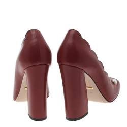 مملوكة مسبقًا Gucci Red Leather Willow Faux Pearl Embellished Block Heel Pumps Size 38