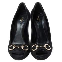 Pre Owned Gucci Black Microguccissima Suede Horsebit Peep-Toe Pumps Size 40.5