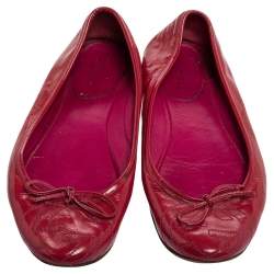 Gucci Magenta Patent Leather Soho Ballet Flats Size 35.5