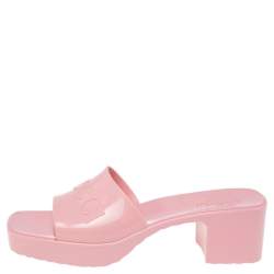 Pre Owned Gucci Pink Rubber Platform Slide Sandals Size 38