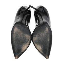 Gucci Black Patent Leather Pointed Toe Pumps Size 37
