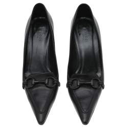 مملوكة مسبقًا Gucci Black Leather Horsebit Pointed Toe Pumps Size 38.5