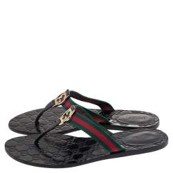 مملوكة مسبقًا Gucci Black Leather GG Web Thong Flat Sandals Size 40