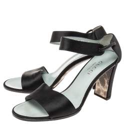 مملوكة مسبقًا Gucci Black Satin Ankle Strap Sandals Size 37