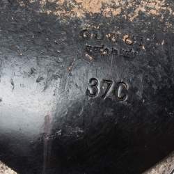 مملوكة مسبقًا Gucci Black Satin Ankle Strap Sandals Size 37