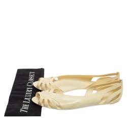 مملوكة مسبقًا حذاء فلات باليرينا غوتشي دورسيه شعار جي متشابك جيلي بيج فاتح مقاس 39