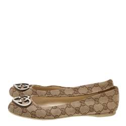 Pre Owned Gucci Beige GG Canvas Heart Shaped Interlocking GG Ballet Flats Size 36