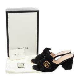 Pre Owned صندل سلايد غوتشي جي جي مارمونت سويدي أسود بشراشيب مقاس 39.5