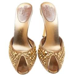 Pre Owned صندل سلايد غوتشي جلد مرصع ذهبي مقدمة مفتوحة مقاس 39.5