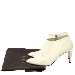 Pre Owned Gucci Cream Patent Leather Pointed Toe Ankle Boots Size 38