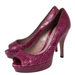 Gucci Magenta Alligator Leather Peep-Toe Platform Pumps Size 36.5