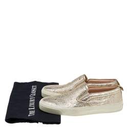 مملوكة مسبقًا Gucci Metallic Gold Foil Leather Slip On Sneakers Size 37