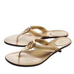 مملوكة مسبقًا صندل سلايد إصبع غوتشي جلد وكانفاس بيج مزين حرف جي متداخل مقاس 38.5