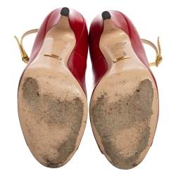 Pre Owned Gucci Red Leather Molina Lips Embroidered T-Strap Sandals Size 37.5