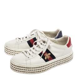 مملوكة مسبقًا Gucci White Leather And Bee Web Detail New Ace Crystal Embellished Platform Sneakers Size 36