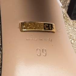 Pre Owned صندل سلايد غوتشي جلد مجعد ذهبي جي جي مارمونت بشراشيب مقاس 39