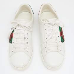 Pre Owned حذاء رياضي غوتشي أيس جلد أبيض شفاه كريستال وترتر عنق منخفض مقاس 38.5