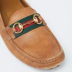 مملوكة مسبقًا حذاء لوفرز غوتشي ويب هورسبيت جلد بني فاتح مقاس 39