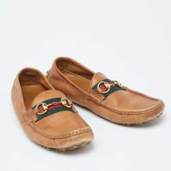 مملوكة مسبقًا حذاء لوفرز غوتشي ويب هورسبيت جلد بني فاتح مقاس 39