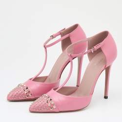 مملوكة مسبقًا Gucci Pink Leather Malaga Studded T Strap Pumps Size 38.5