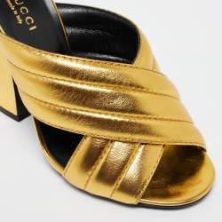 Pre Owned حذاء مولز غوتشي ويبي جلد ذهبي مبطن مقاس 36.5