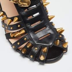 مملوكة مسبقًا Gucci Black Leather Kendall Studded Sandals Size 38