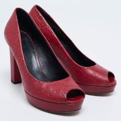 Pre Owned Gucci Burgundy Guccissima Leather Peep Toe Platform Pumps Size 39.5